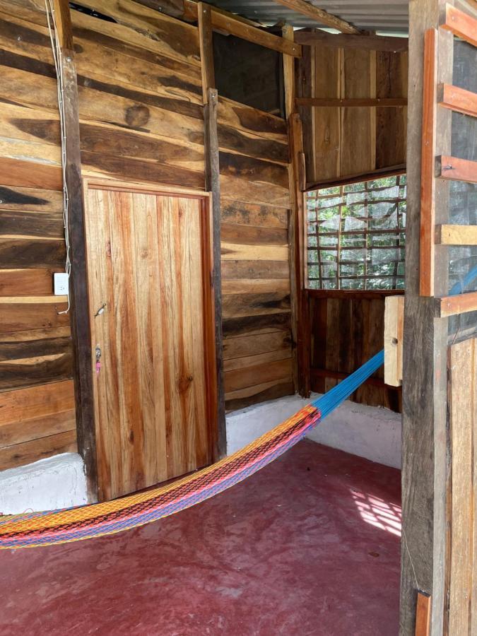 Отель Casados Ranch Эскарсега Экстерьер фото